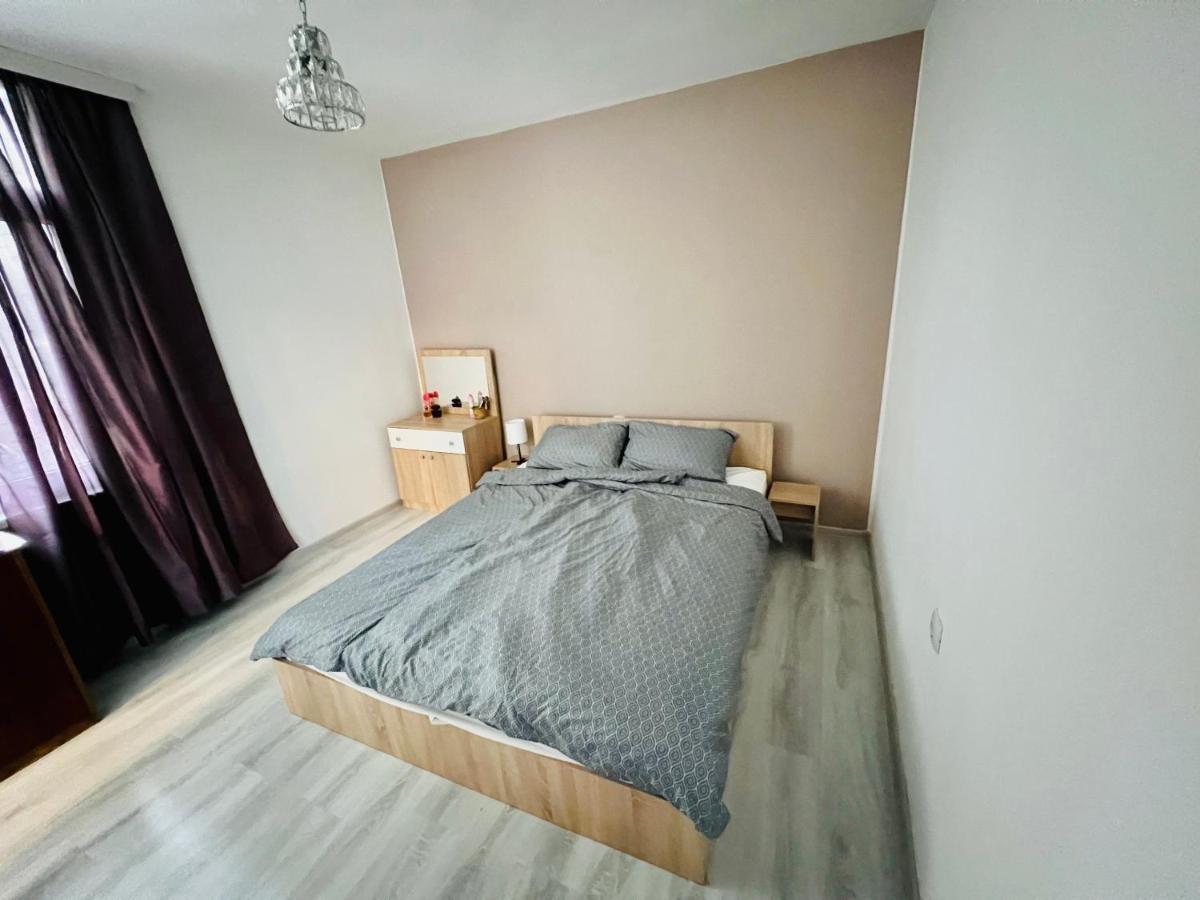 Midtown Apartment Kŭrdzhali Dış mekan fotoğraf